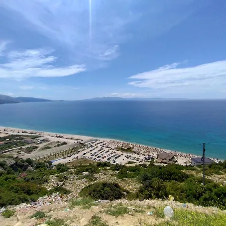 Apartament Rafa's Qeparo