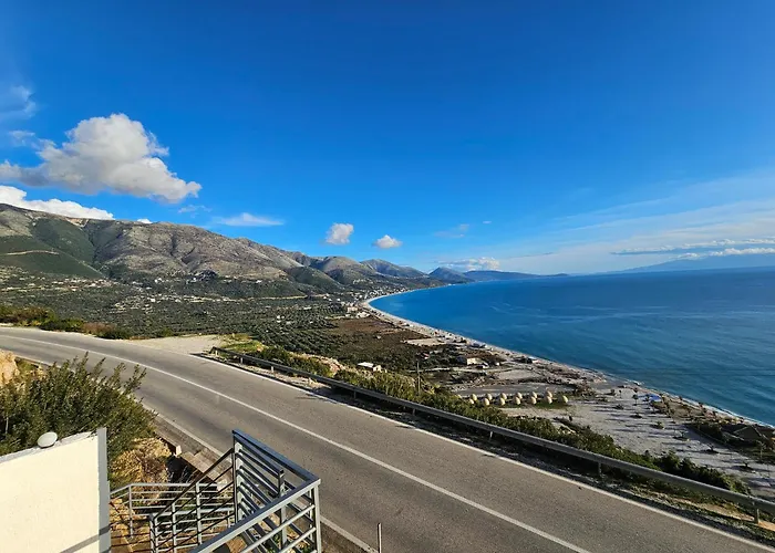 Appartamento Rafa's Qeparo